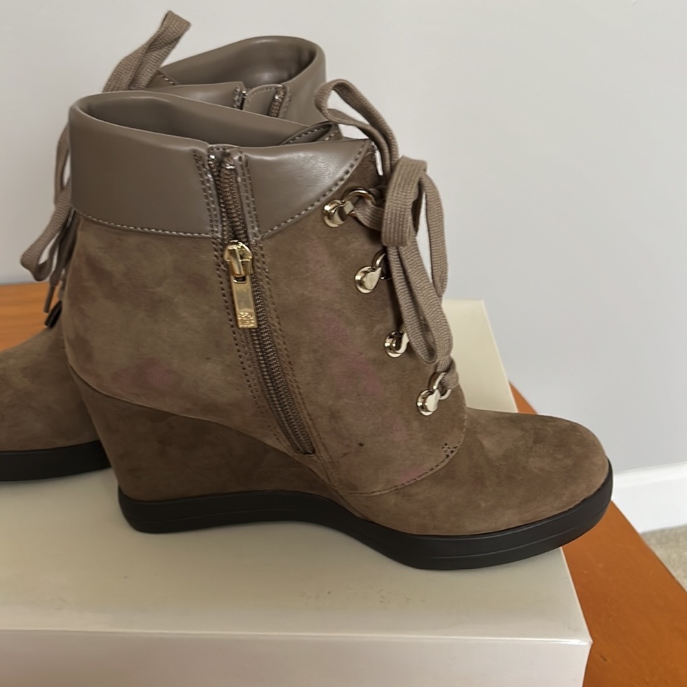Womens bootie